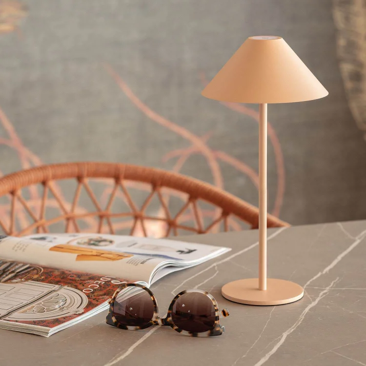 Lampe conique sérénité