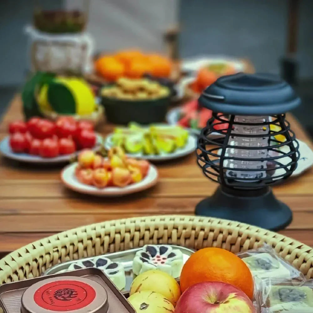 Lanterne solaire anti-moustiques