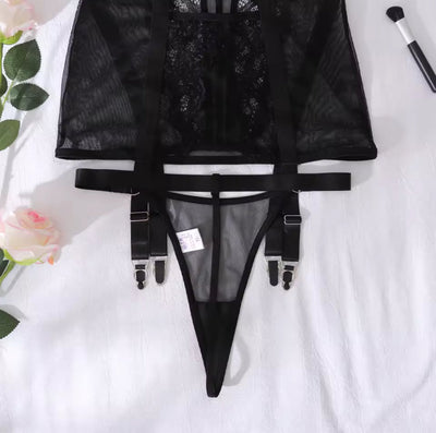 Alessandra™ | Chemise de Nuit Satinée Noire Mirage