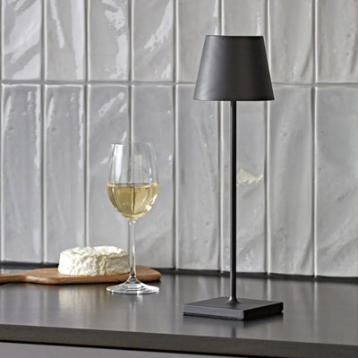 Lampe de table haute dimmable