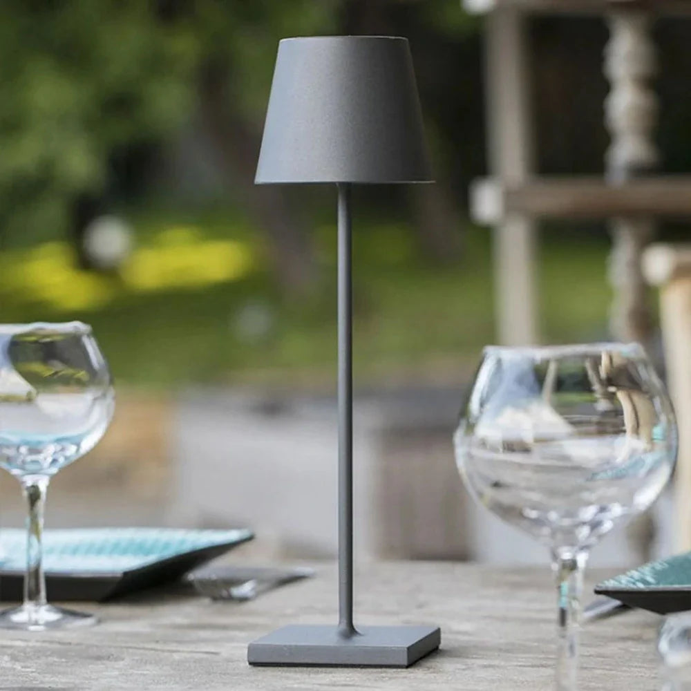 Lampe de table haute dimmable