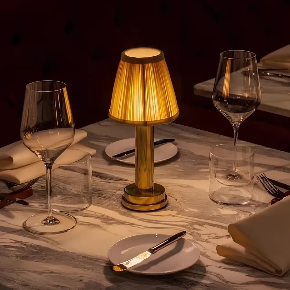 Lampe de table rétro élégante