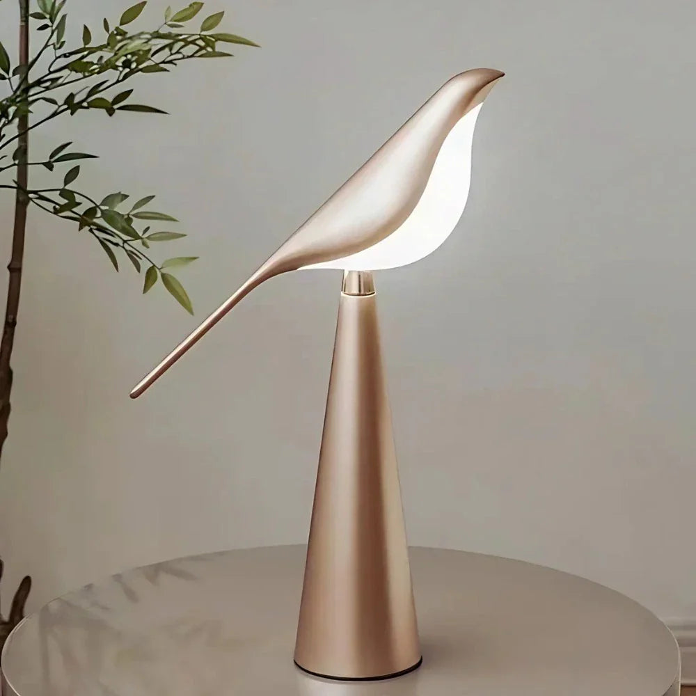 Lumière serene magpie