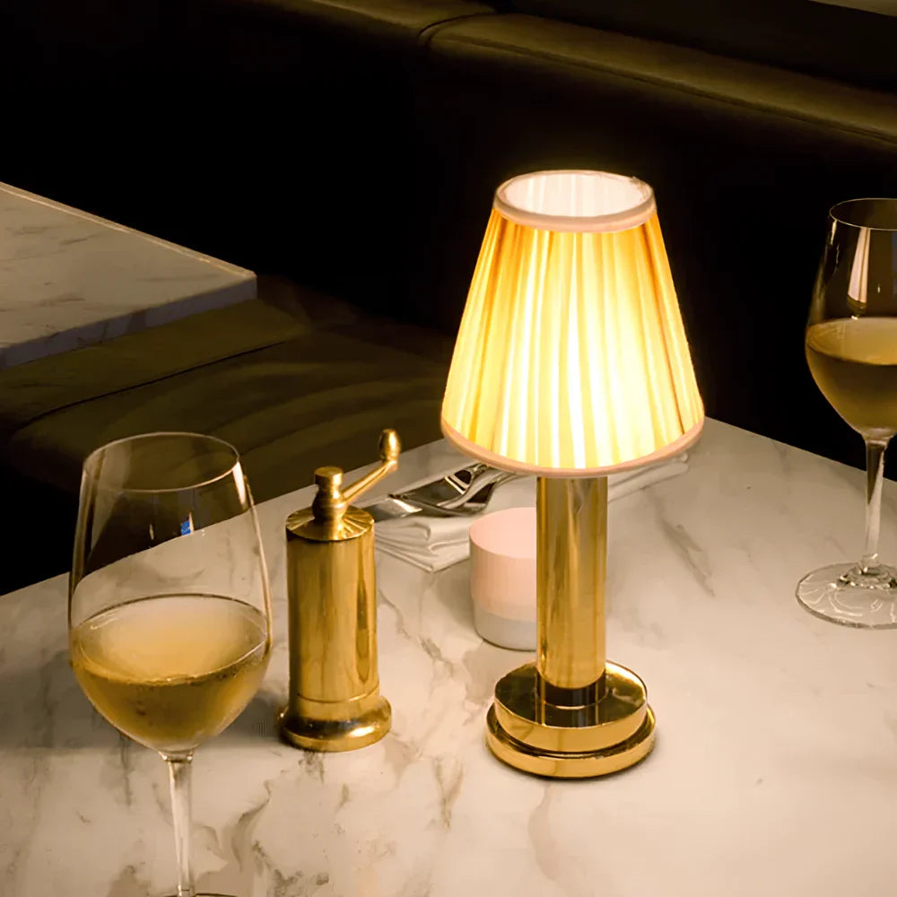 Lampe de table rétro élégante